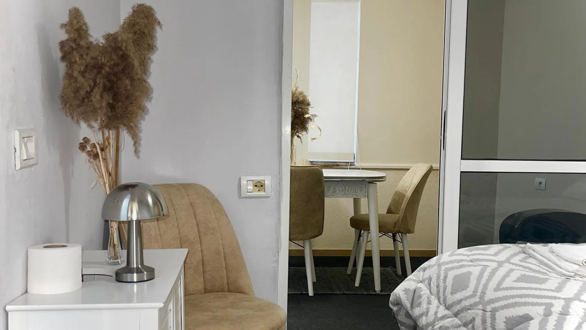 Citynest Apartments, 3-Minute Walk From The Skanderbeg Square Tirana 0*,